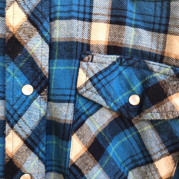 Men’s M Wrangler button up - Picture 3 of 4